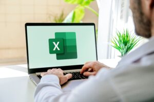 como bloquear una celda en excel